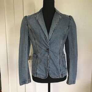 Women’s Jean Jacket